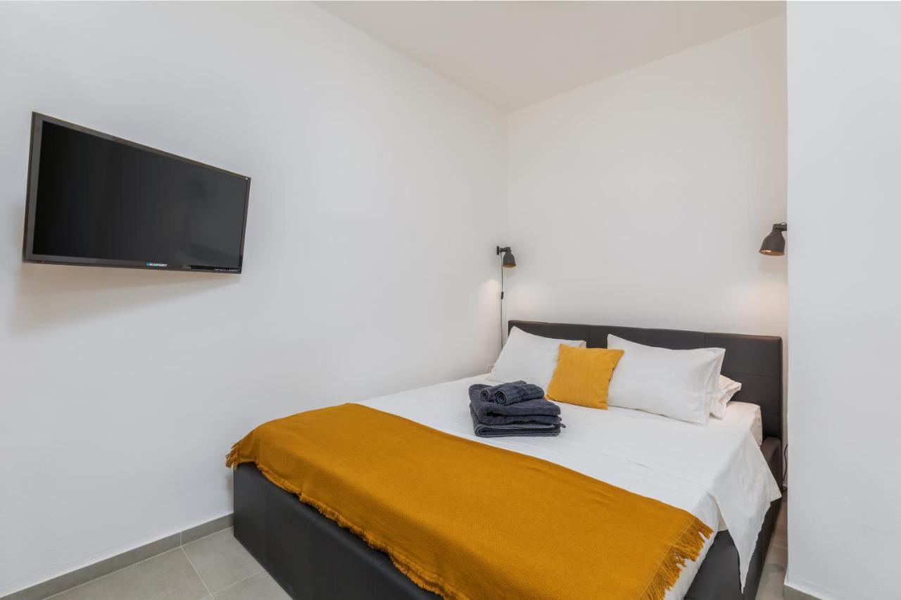3 Minutes From The Beach: Lovely Studio Apartment Pula Exterior foto